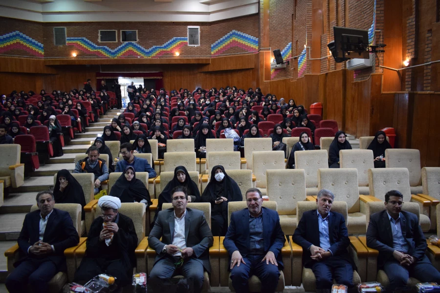 
مراسم هزار نشست استادی در محضر شهدای علمی و اقتدار ملی به میزبانی دانشگاه فرهنگیان کرمانشاه 8