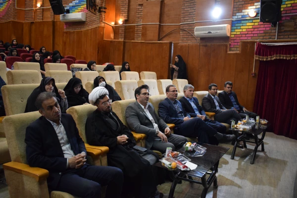 
مراسم هزار نشست استادی در محضر شهدای علمی و اقتدار ملی به میزبانی دانشگاه فرهنگیان کرمانشاه 12