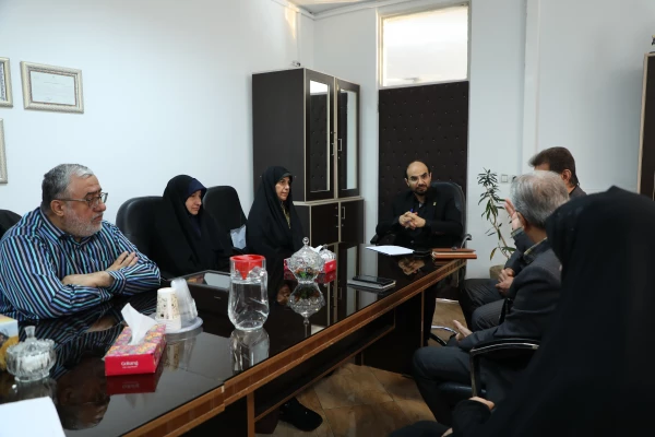 نشست مرکز نظارت، ارزیابی و تضمین کیفیت با اعضاء کانون بازنشستگان دانشگاه فرهنگیان 4