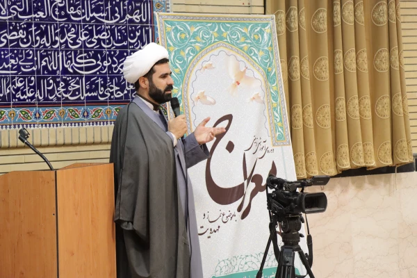 برگزاری افتتاحیه دوره آموزشی و تربیتی معراج ویژه نودانشجومعلمان دانشگاه فرهنگیان ایلام در دفتر نماینده ولی فقیه در استان و امام جمعه ایلام 
 2