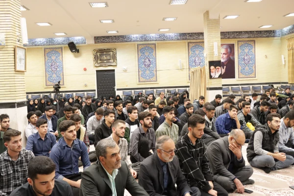 برگزاری افتتاحیه دوره آموزشی و تربیتی معراج ویژه نودانشجومعلمان دانشگاه فرهنگیان ایلام در دفتر نماینده ولی فقیه در استان و امام جمعه ایلام 
 5