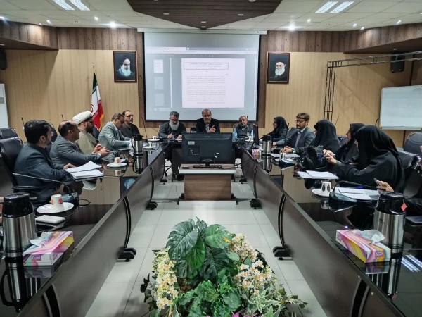 نخستین دوره ی هم اندیشی کارشناسان امور شاهد و ایثارگران دانشگاه فرهنگیان سراسر کشور در اصفهان برگزار شد. 2