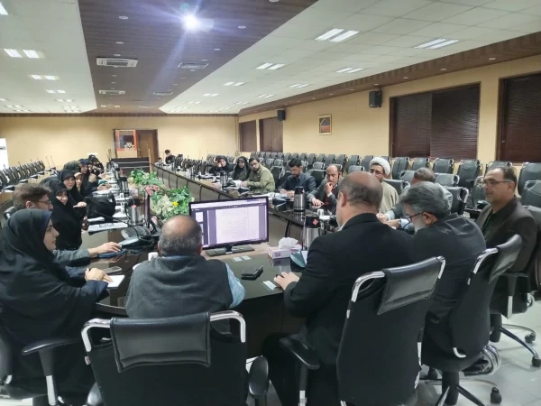 نخستین دوره ی هم اندیشی کارشناسان امور شاهد و ایثارگران دانشگاه فرهنگیان سراسر کشور در اصفهان برگزار شد. 3