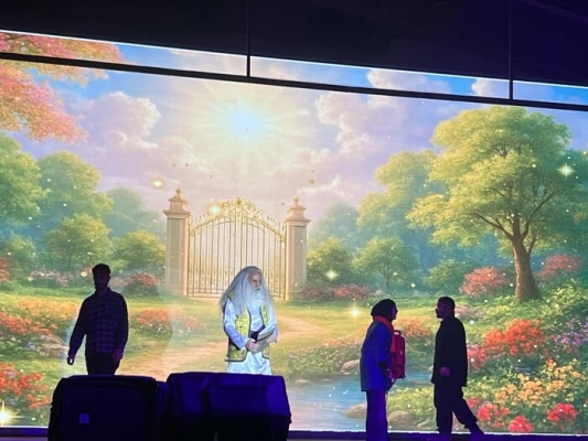 اجلاسیه گرامیداشت یاد ۱۰۳ شهیدِ «دانشجو معلم» استان اصفهان، به روش روایتگری و با زبان هنر نمایش، در سالن «گلستان» شهدای اصفهان برگزار شد. 8