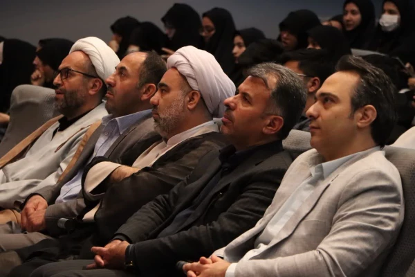 مراسم تقدیم مصاحف اهدایی رهبر معظم انقلاب به دانشجومعلمان دانشگاه فرهنگیان استان قزوین  9