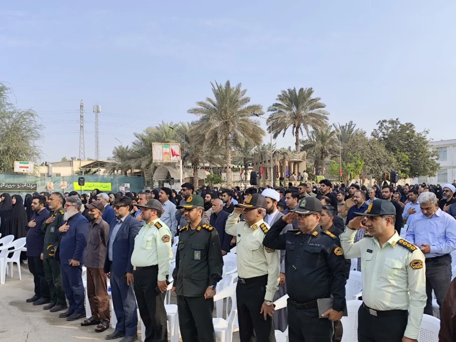 در۱۳ آذرماه، دانشگاه فرهنگیان هرمزگان، میزبان بوی عطر شهادت شد. 3