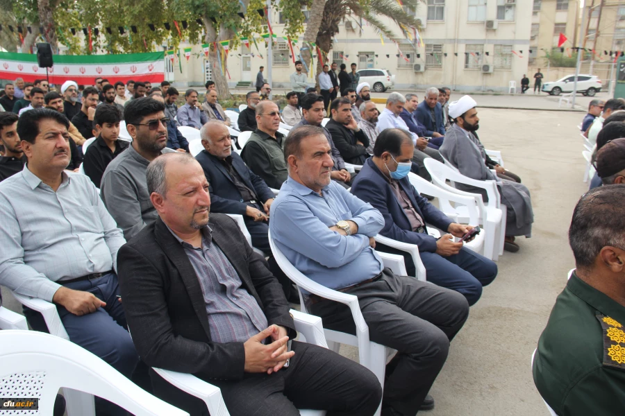 در۱۳ آذرماه، دانشگاه فرهنگیان هرمزگان، میزبان بوی عطر شهادت شد. 12