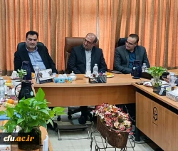 مراسم امضای تفاهم نامه تمدید واگذاری منافع ساختمان مرکز کاشان
 3