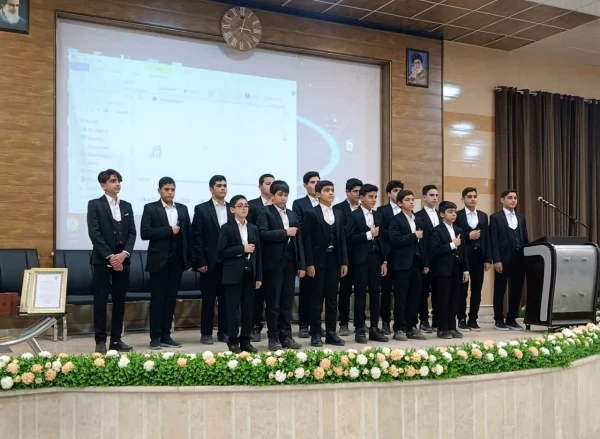 مراسم گرامیداشت روز دانشجو و نشست پرسش و پاسخ با دانشجومعلمان در مرکز امام خمینی(ره) کاشان
 7