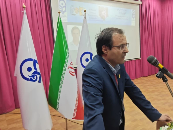 ششمین همایش ملی فیزیک در تبریز، نمایش توان علمی دانشجومعلمان فرهنگیان 6