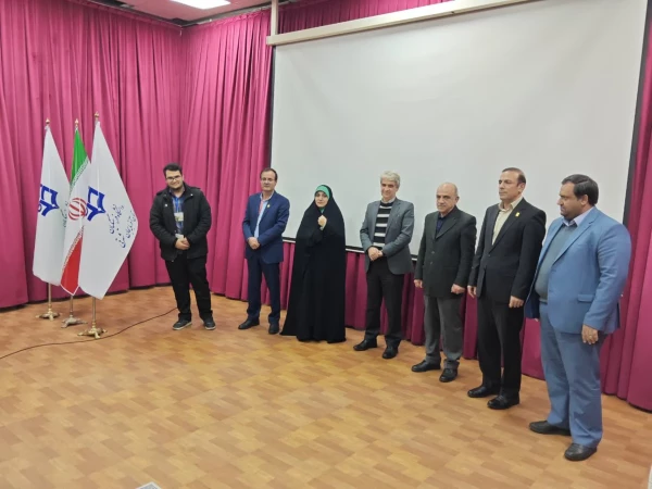 ششمین همایش ملی فیزیک در تبریز، نمایش توان علمی دانشجومعلمان فرهنگیان 11