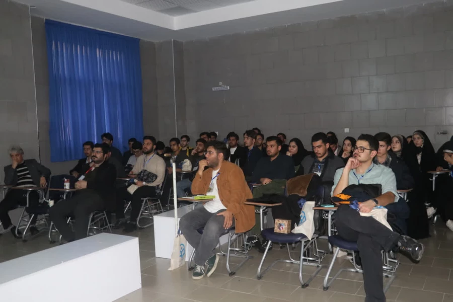 ششمین همایش ملی آموزش فیزیک (PCK) به میزبانی دانشگاه فرهنگیان استان آذربایجان شرقی برگزار شد: 5