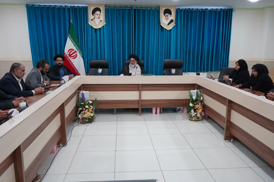 دیدار سرپرست دانشگاه فرهنگیان استان با آیت ا... سید نصیر حسینی نماینده ولی فقیه در استان کهگیلویه و بویراحمد 3