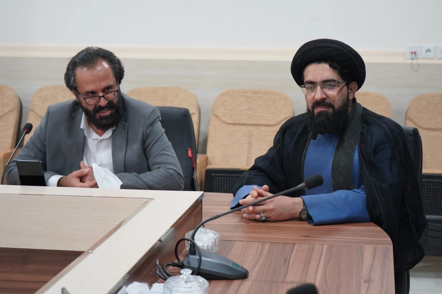 دیدار سرپرست دانشگاه فرهنگیان استان با آیت ا... سید نصیر حسینی نماینده ولی فقیه در استان کهگیلویه و بویراحمد 5