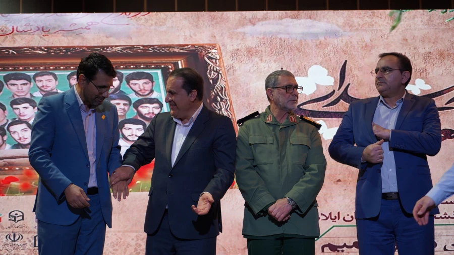 یاد و خاطره شهدای دانشجومعلم باید به عنوان الگوهای عملی، به ویژه برای جامعه معلمان و تربیت یافتگان این حوزه، همواره زنده بماند. 8