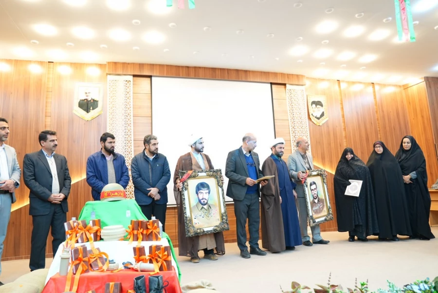 یادواره شهدای دانشجو معلم؛تجلی فرهنگ ایثار،قرآن محوری و تربیت نسل انقلابی  13