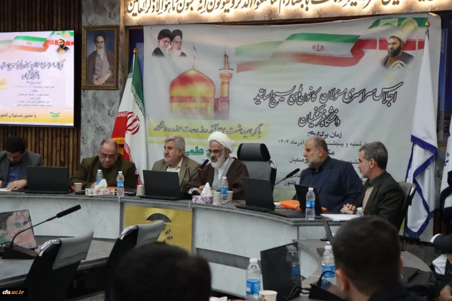 جنگ شناختی دشمن؛ تمرکز بر ایمان و هویت نسل جوان
حجت الاسلام حاجی صادقی:  جنگ حق و باطل سنتی الهی و همیشگی است  5