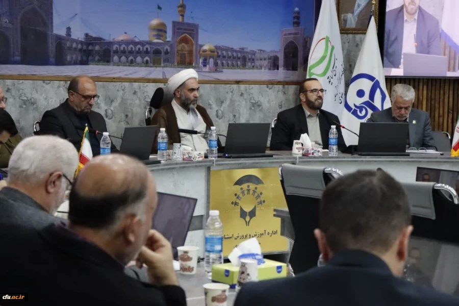 بسیجی، سرباز ولایت و ستون پیشرفت علمی، تربیتی و هویتی کشور است
 2