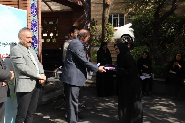 اولین جشنواره غذای سالم برگزار شد. 7