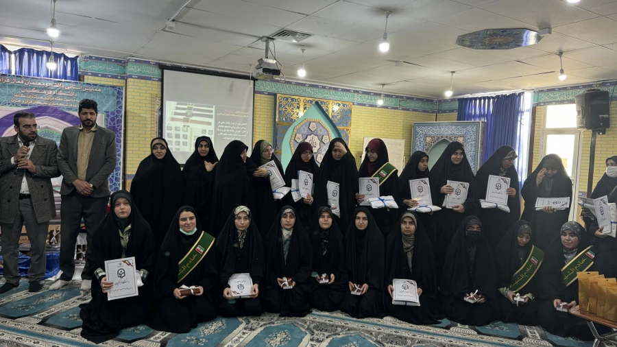 اولین همایش بزرگ تجلیل از ۱۰۰ دانشجو معلم مدرس قرآن کریم دانشگاه فرهنگیان آذربایجان شرقی 6