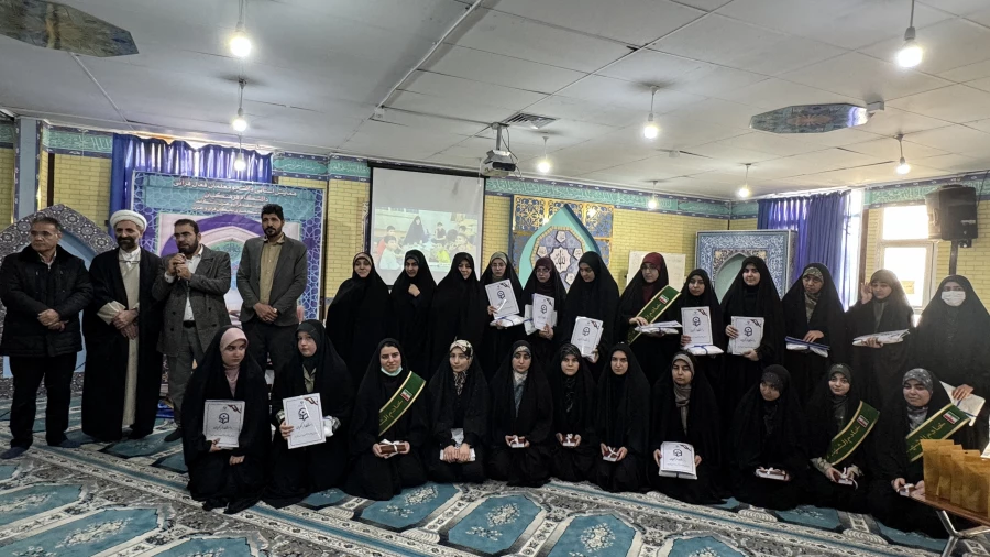 اولین همایش بزرگ تجلیل از ۱۰۰ دانشجو معلم مدرس قرآن کریم دانشگاه فرهنگیان آذربایجان شرقی 8