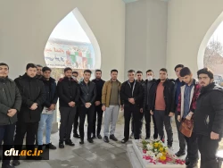 دانشجو معلمان نسبت به دفاع از آرمان های شهدا بصیر باشند 6