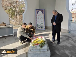 دانشجو معلمان نسبت به دفاع از آرمان های شهدا بصیر باشند 11