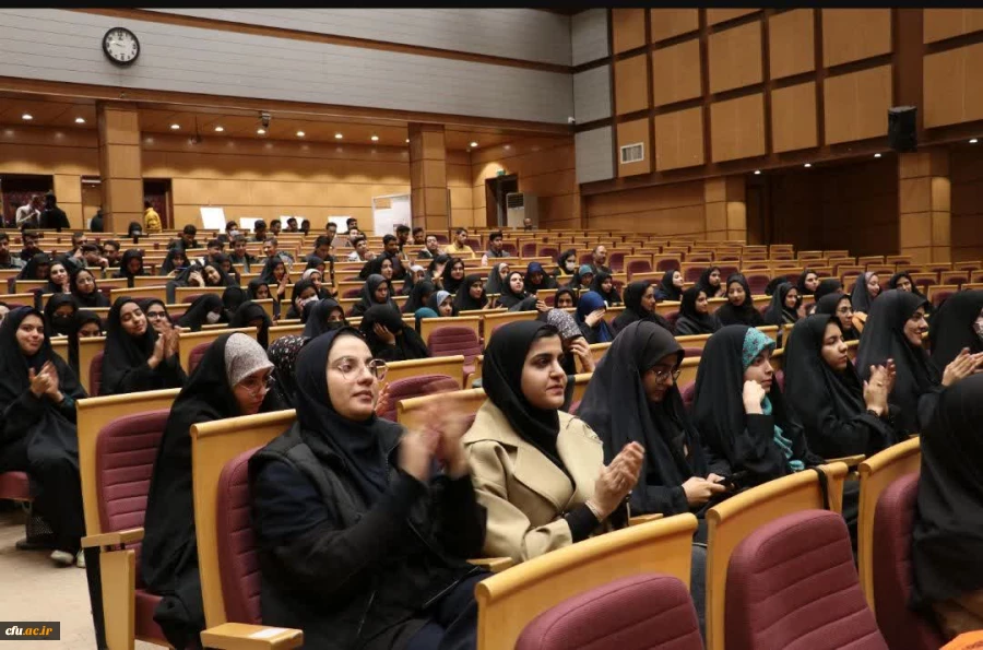 هفتمین همایش ملی دانش آموزش محتوا (PCK)  راهنمایی و مشاوره به میزبانی دانشگاه فرهنگیان کرمان برگزار شد. 4