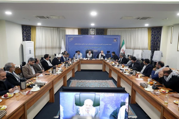 Inaugural Malek Ashtar Festival: Shaheed Sardar Qasem Soleimani Basij Resistance Base of Farhangian University Awarded "Outstanding Base" Title 3