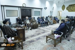 رسالت شما تربیت «نیروهای مؤثر اجتماعی» است

 2