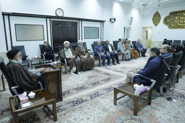 رسالت شما تربیت «نیروهای مؤثر اجتماعی» است

 2