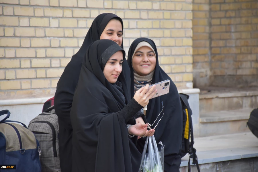 قدم در مسیرشهیدان؛ دانشجومعلمان دانشگاه فرهنگیان به مناسبت ششمین سالگرد شهادت شهیدحاج قاسم سلیمانی، راهی مسیر عشق و ایثار شدند 4