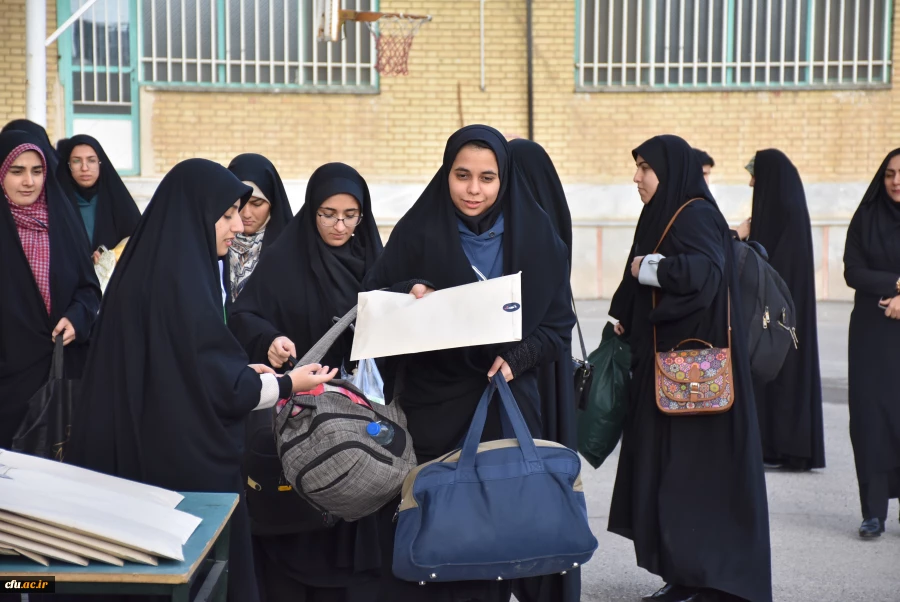 قدم در مسیرشهیدان؛ دانشجومعلمان دانشگاه فرهنگیان به مناسبت ششمین سالگرد شهادت شهیدحاج قاسم سلیمانی، راهی مسیر عشق و ایثار شدند 6