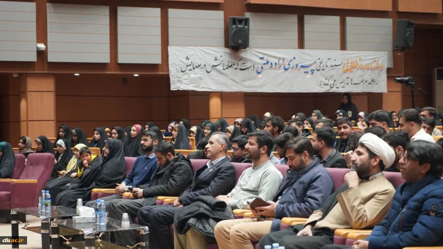 حضور ۳۰۰۰ دانشجو معلم در پنجمین اردوی راهیان مقاومت دانشگاه فرهنگیان 7