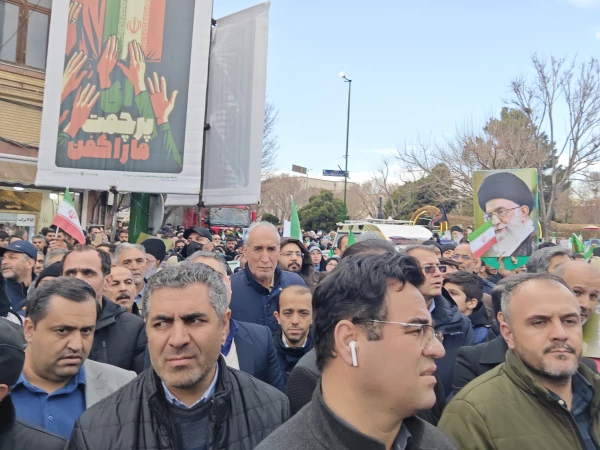 حضور پر شور خانواده ولایتمدار دانشگاه فرهنگیان آذربایجان شرقی در راهپیمایی محکومیت اغتشاشگران آمریکایی و صهیونیستی 7