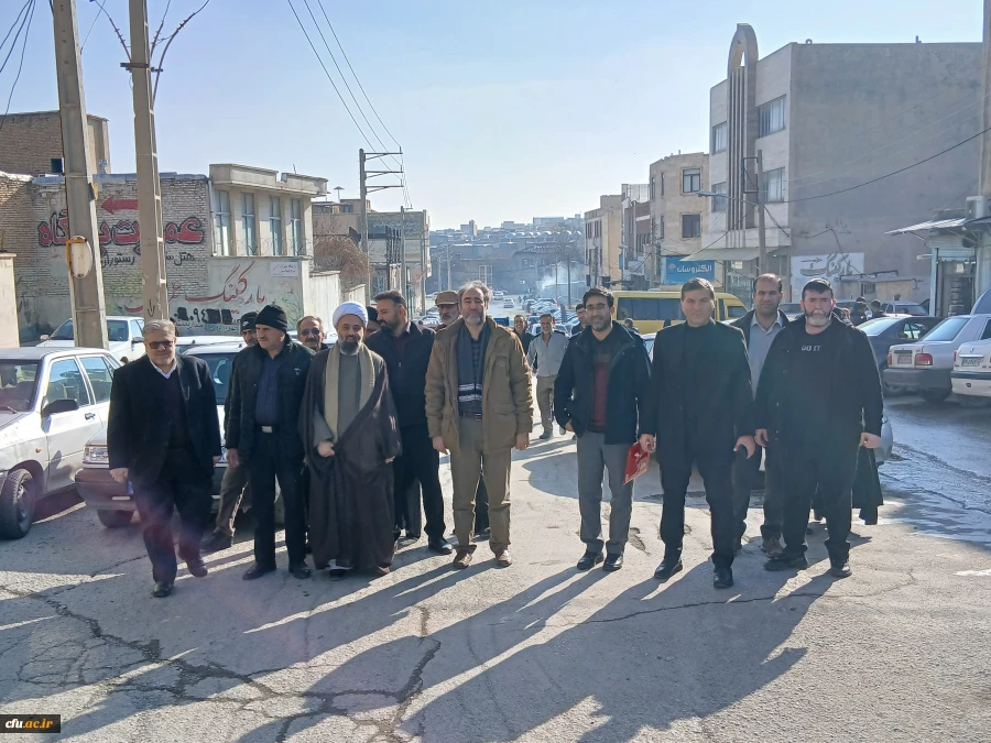 حضور پرشور اساتید، کارکنان و دانشجویان دانشگاه فرهنگیان استان کرمانشاه در مراسم تشییع و تدفین شهدای فتنه آمریکایی - صهیونیستی
 3