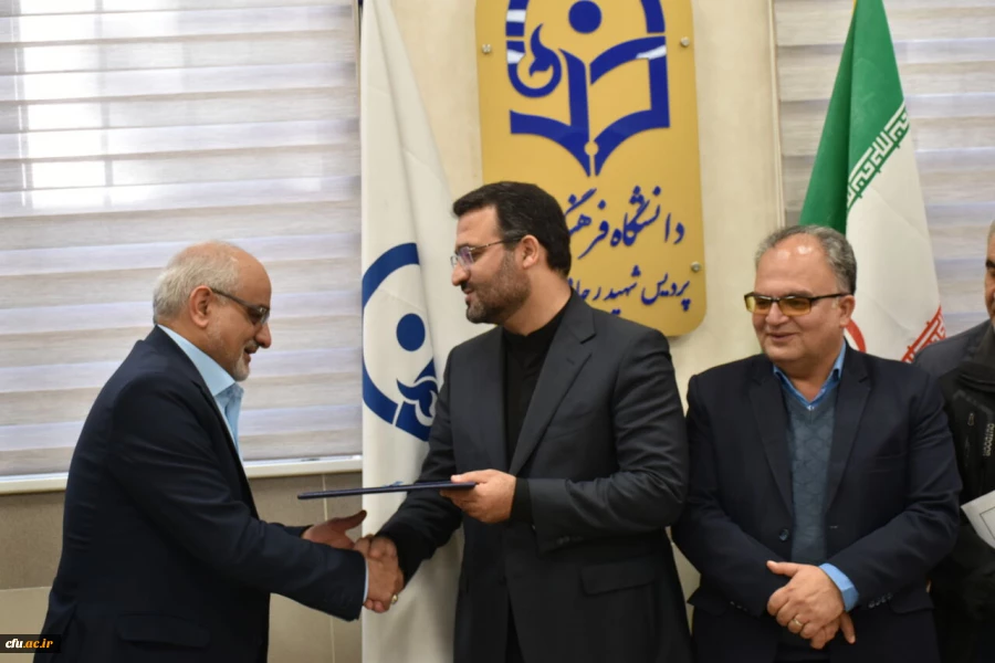 آیین امضای قرارداد واگذاری زمین احداث دانشگاه فرهنگیان استان سمنان 3