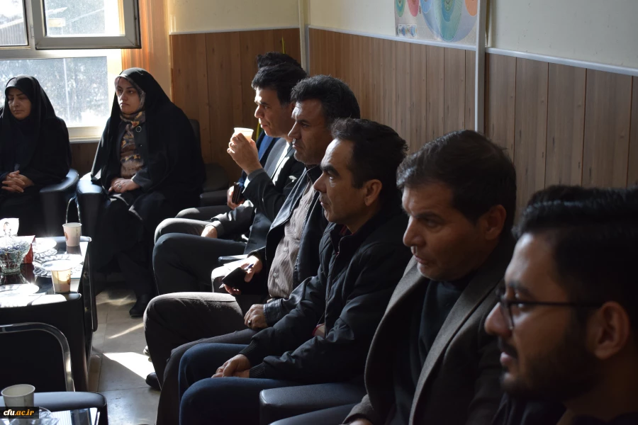 
تجلیل از پاسداران سپاه نبی اکرم(ص) استان کرمانشاه به مناسبت ولادت امام حسین (ع) و روز پاسدار
 5