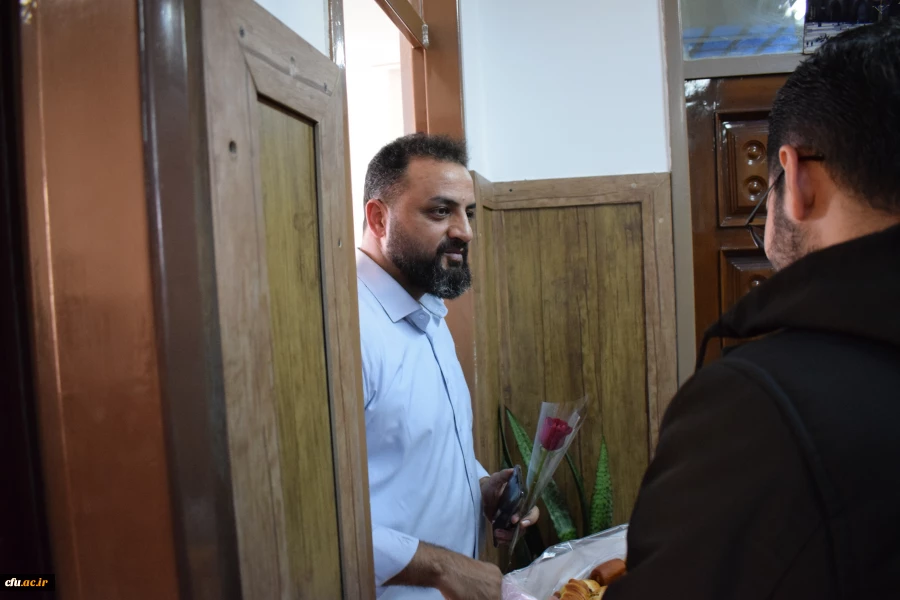 
تجلیل از پاسداران سپاه نبی اکرم(ص) استان کرمانشاه به مناسبت ولادت امام حسین (ع) و روز پاسدار
 9