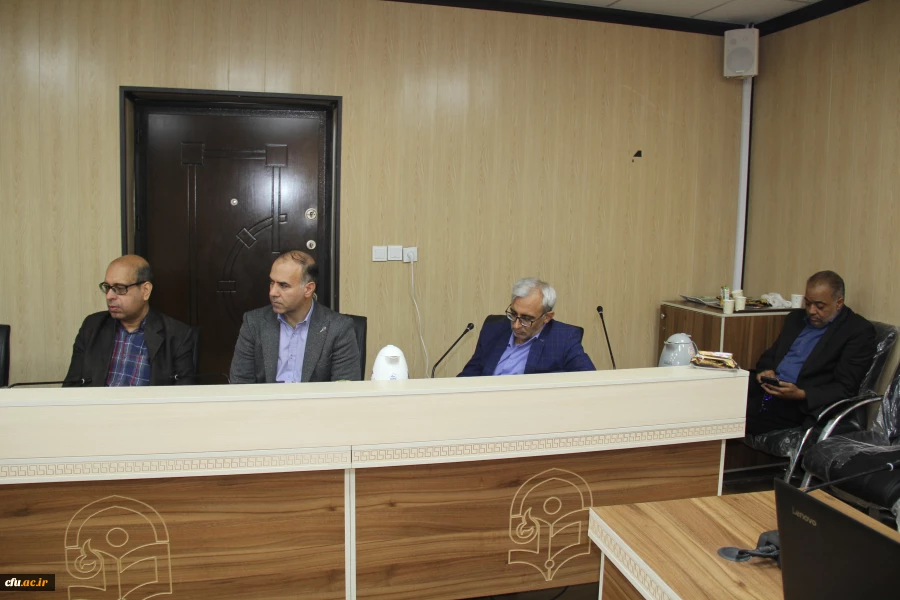 
نهاد نمایندگی مقام معظم رهبری در دانشگاه های استان هرمزگان با همکاری سازمان بسیج اساتید استان هرمزگان پیش اجلاس مهدویت و انقلاب اسلامی با موضوع "نقش خانواده درظهوروایجاد تمدن اسلامی با رویکرد ظرفیت های انقلاب اسلامی"
 11