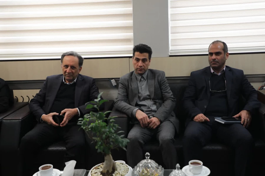 نشست مشترک سرپرست معاونت توسعه منابع و برنامه ریزی دانشگاه فرهنگیان با  مدیر کل منابع انسانی و پشتیبانی وزارت علوم 6