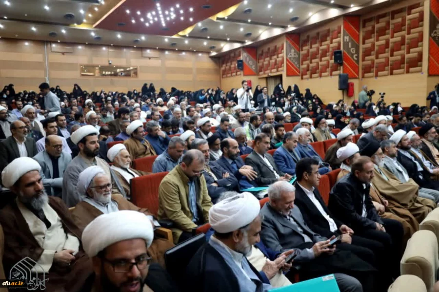 
پنجمین اجلاسیه ملی مهدویت و انقلاب اسلامی به میزبانی استان هرمزگان
 4