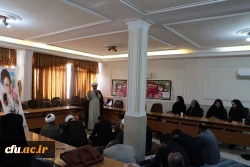 مراسم گرامیداشت ایام الله فجر، همراه با غبارروبی و عطرافشانی مزار شهید خوشنام استان قزوین برگزار شد. 7