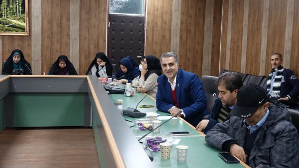 شست هم اندیشی اساتید و کارکنان دانشگاه فرهنگیان کردستان برگزار شد 5