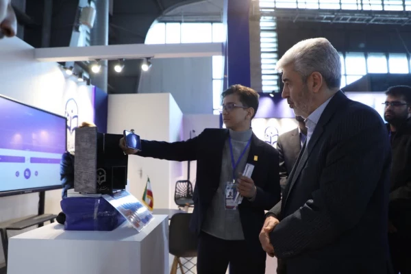 Rajab Ali Borzooei Visits Farhangian University Booth at the Research, Technology, and Innovation Marketplace Exhibition 4