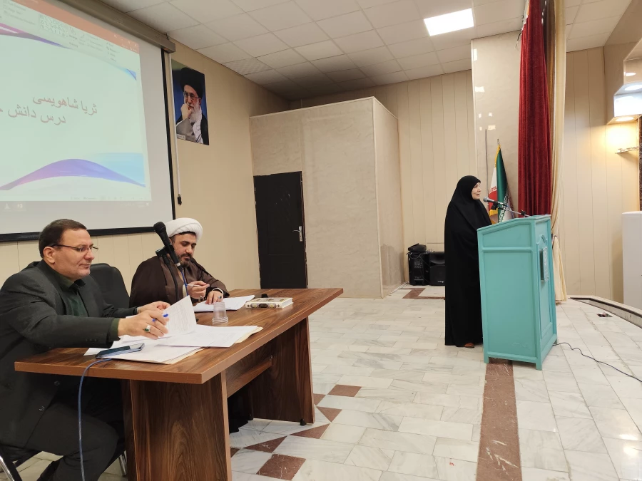 برگزاری آیین اختتامیه جشنواره «بیان نو» طرح تحول دروس معارف استان کرمانشاه 5