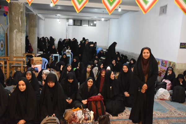 اردوی راهیان نور، یادآور دلاوری های شهدا و نقش دانشجو معلمان در انتقال ارزش ها
 3