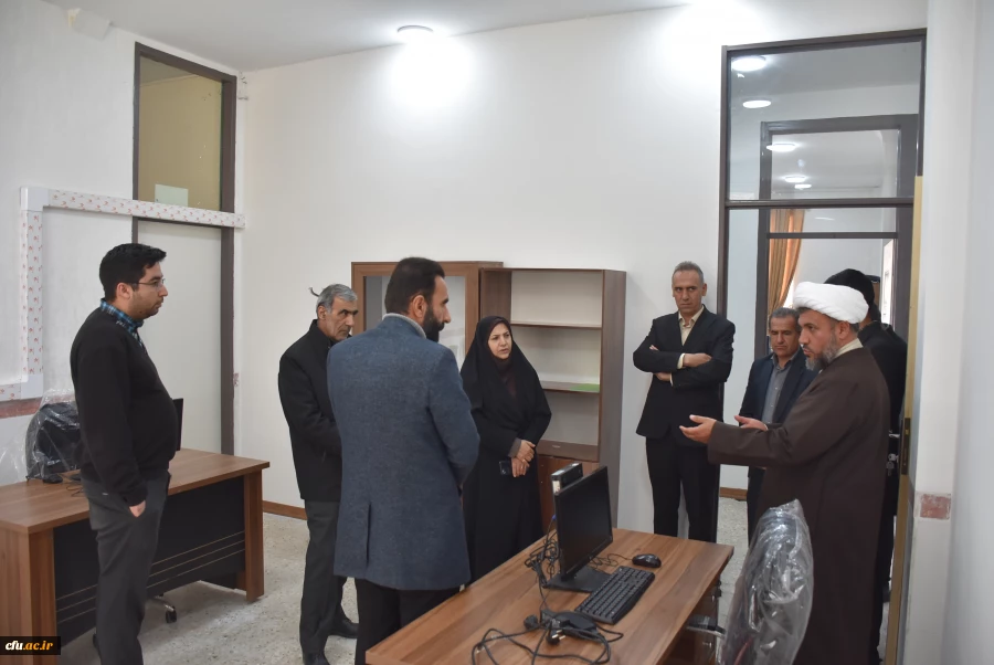 آیین افتتاحیه دفاتر اعضای هیات علمی دانشکده علوم انسانی دانشگاه فرهنگیان استان با حضور سرپرست مدیریت دانشگاه برگزار شد
 13