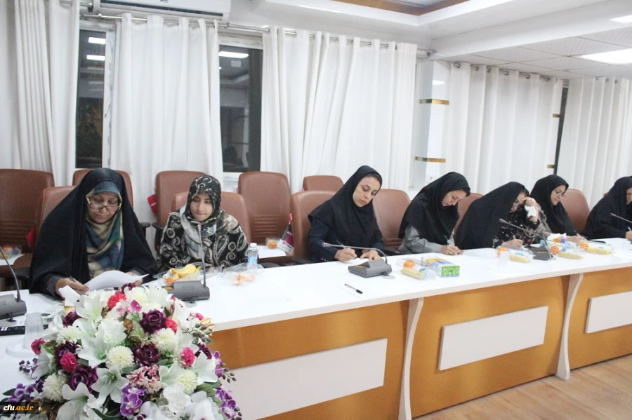 در دانشگاه فرهنگیان استان بوشهر؛
برگزاری نشست هم اندیشی بررسی چالش ها و ارائه راهکارها برای بهبود کیفیت درس کارورزی 2