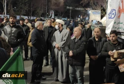 پوشش خبری صدا و سیما از ایجاد موکب و ایستگاه صلواتی دانشگاه فرهنگیان آذربایجان شرقی در میدان ساعت تبریز 3